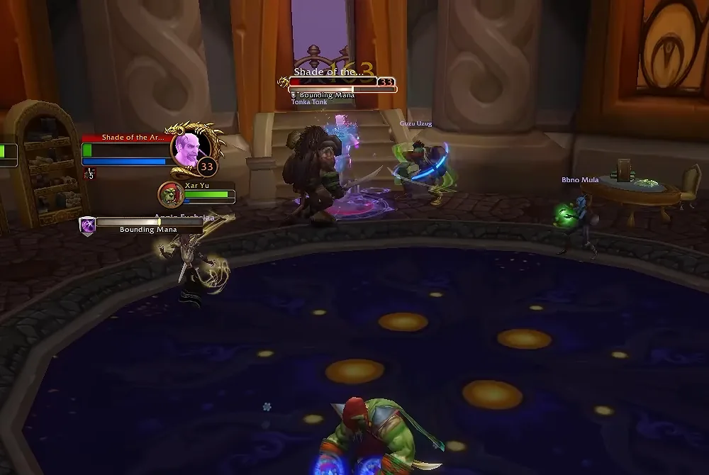 Schemen des Erzmagiers wirkt Bounding Mana auf eine Gruppe in The Purple Parlor, einer runden violetten Kammer mit Bücherregalen an den Wänden